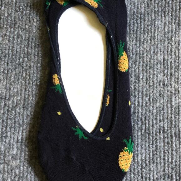 J.Crew Women's Ankle Pineapple Print No Show Socks - Picture 12 of 12